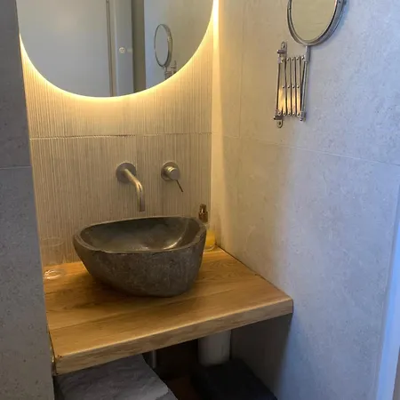 Apartment Polytimi