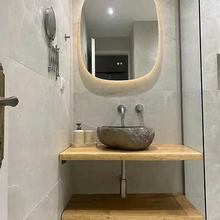 Polytimi Agia Paraskevi (Skiathos)