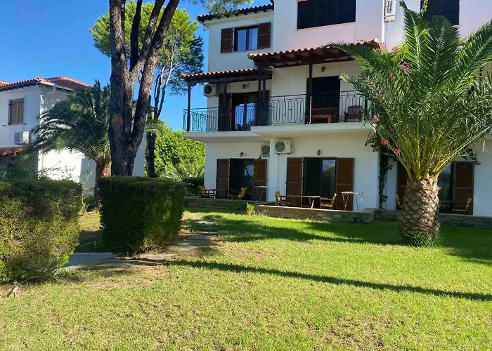 Polytimi Apartament *