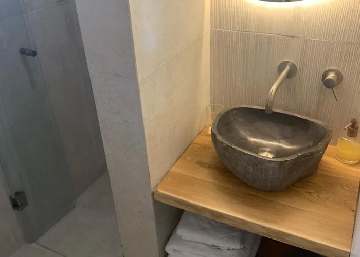 Apartament Polytimi *