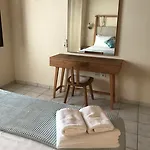 Polytimi Apartament *