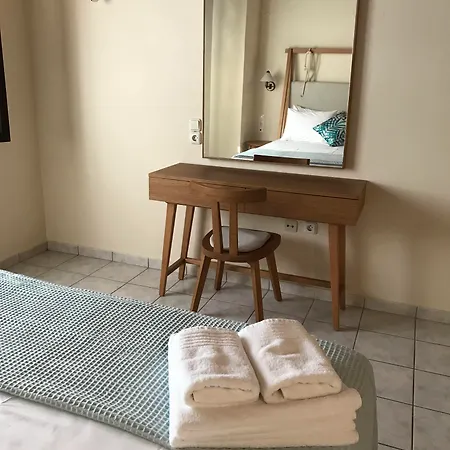 Polytimi アパート *